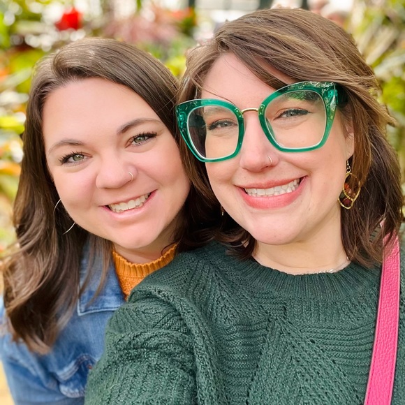 Meet your Posher, Paige - Picture 6 of 15